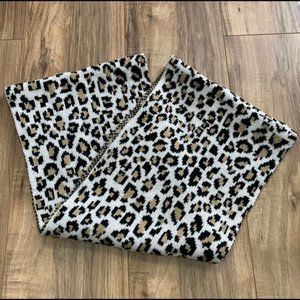 leopard infinity scarf Like new